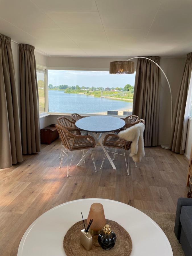 Luxe Chalet Direct Aan Het Water Met Strand Lith Luaran gambar
